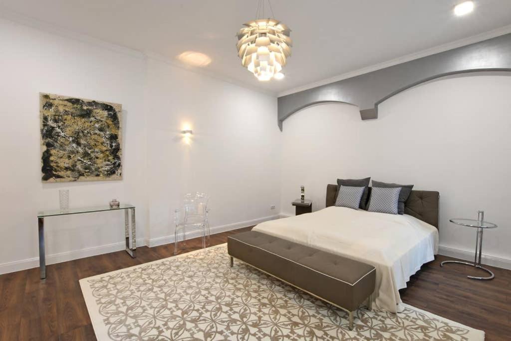 6,5 Luxury Room Apartment - Central Zwickau - 3 Bedrooms - 2 Bathrooms Exterior photo